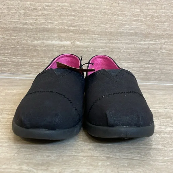 SKECHERS NWT Girls Size 2 Black Slip-On canvas casual shoes gel memory foam - Picture 7 of 11